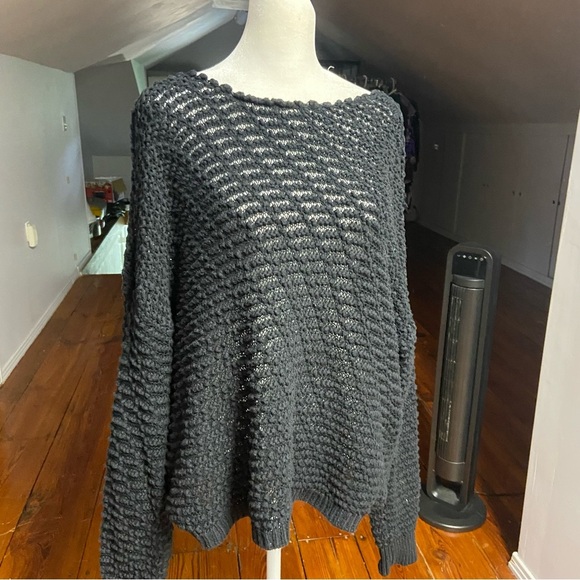 Victoria’s Secret Slouchy Open Knit Sweater Size L Black V Back Oversized Casual - Picture 10 of 10